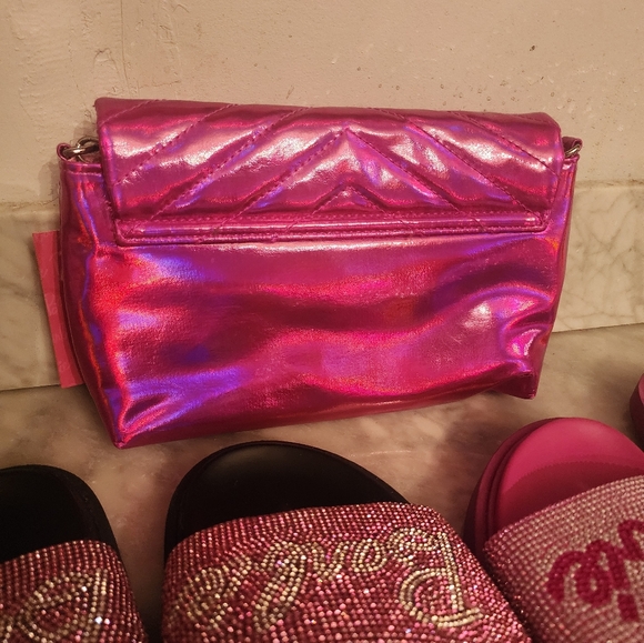 Barbie Pink and Black Slide Sandals with Matching Purse Size 8 And 8.5 - Picture 6 of 8